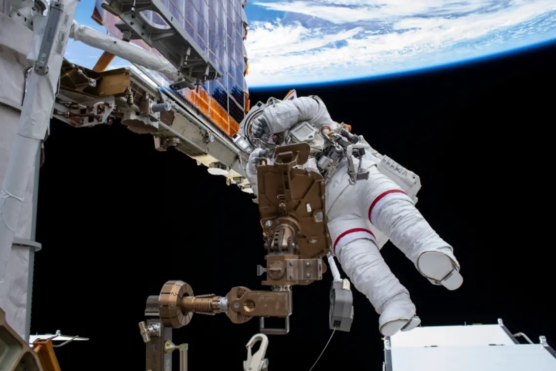個の“夢”から人類の“進歩”へ ── 宇宙飛行士のニュートラルな生き方 星出 彰彦